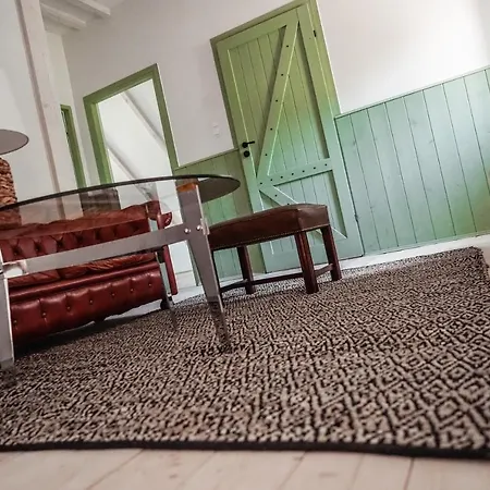 Zagroda “ Lesny Sad” Holiday home *